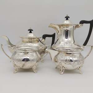 Silverware: Cooper Brothers, Sheffield - Ornate Tea and Coffee Service - ANTIQUE
