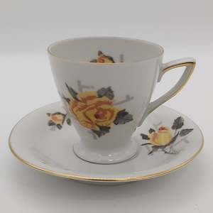 China Brands K: Karolina - Yellow Roses - Duo