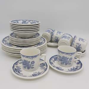 China Brands K: Kensington - Balmoral - 6-setting Dinner Set