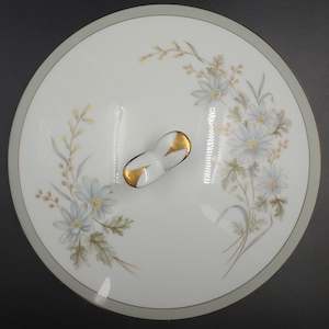 China Brands N: Noritake - 6021 Michelle - Lid for Serving Dish