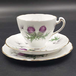 China Brand Colclough England: Colclough - Thistles - Trio