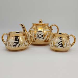 China Brand Gibsons England: Gibsons - Gold and Cream - Tea Service A