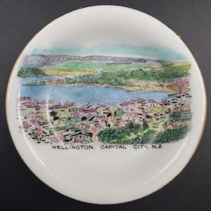 China Brand Grafton China England: Grafton - NZ Tourist Ware: Wellington Capital City - Butter Pat