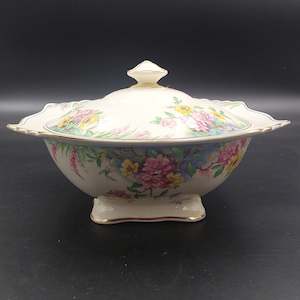 China Brand Grimwades And Royal Winton England: Royal Winton - Cherry Blossom - Lidded Serving Dish