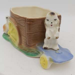 China Brand Hornsea England: Hornsea - Wagon with Turtle and Dog - Posy Vase - VINTAGE