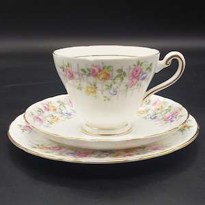 Tuscan - Colourful Roses on Trellis - Trio