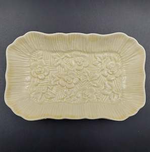 China Brand Lancaster Sandland Sons England: Lancaster & Sons - Embossed Flowers - Rectangular Dish