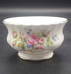 Royal Albert - Moss Rose - Sugar Bowl
