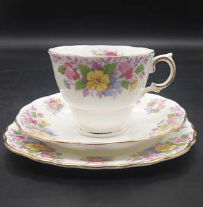 Colclough - Colourful Flowers on White, 6857 - Trio