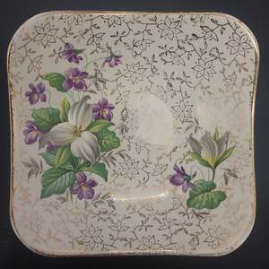 China Brands M: Midwinter - Trilliums and Violets - Square Dish