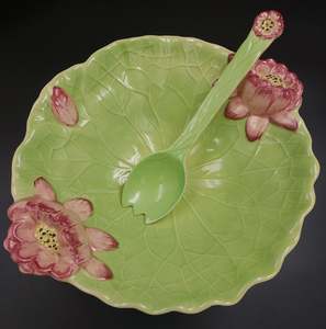Shorter & Son - Water Lily - Serving Bowl with Salad Fork