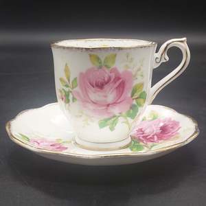 Royal Albert - American Beauty - Demitasse Duo