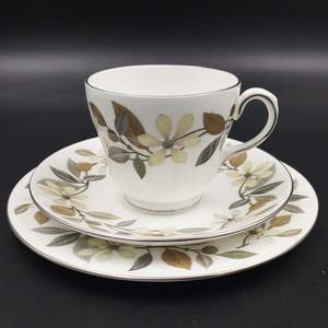 China Brand Wedgwood England: Wedgwood - Beaconsfield - Trio