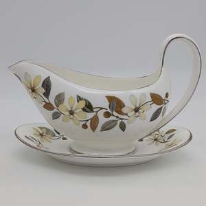 China Brand Wedgwood England: Wedgwood - Beaconsfield - Gravy Boat and Underplate