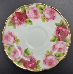 Royal Albert - Old English Rose 4571 - Saucer