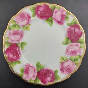 Royal Albert Old English Rose: Royal Albert - Old English Rose 5070 - Side Plate, Round