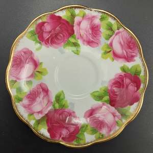 Royal Albert - Old English Rose 5070 - Demitasse Saucer