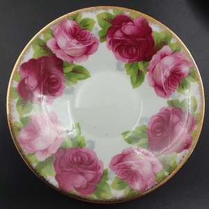 Royal Albert - Old English Rose 4571 - Demitasse Saucer, Straight Rim