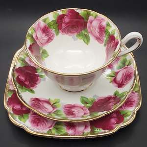 Royal Albert - Old English Rose 4571 - Trio: Avon Cup, Square Side Plate