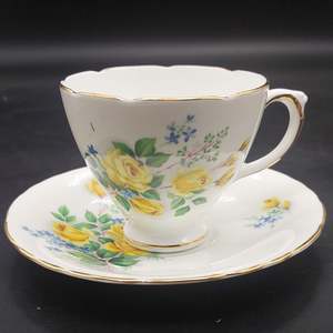 China Brands D: Delphine - Yellow Roses - Duo