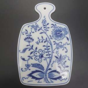 Gerold Porzellan - Blue Onion - Cheese Board