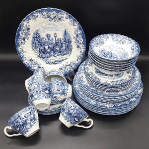 Johnson Brothers - Coaching Scenes, Blue - 6-setting Dinner Set
