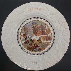 Coalport - Christmas, 1977 - Display Plate