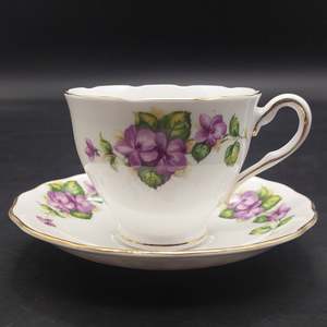 China Brands C: Colclough - Violets, 6738 - Duo