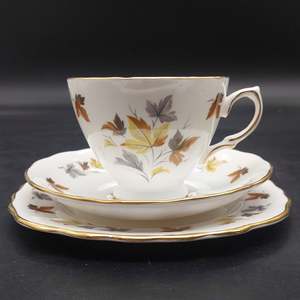 China Brands C: Colclough - Autumn Leaves, 8196 - Trio