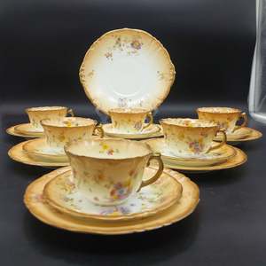 William A Adderley - Spray No 90 - 19-piece Tea Set
