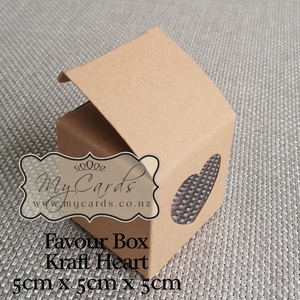 Kraft Favour Box Heart Window 5cm Sq MYCARDS