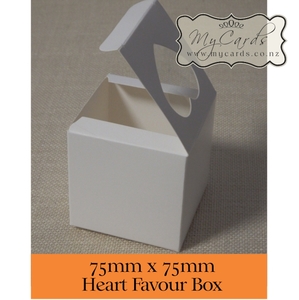 Favour Boxes etc. - MyCards Wedding Invitations: 75mm Square Heart Favour Box