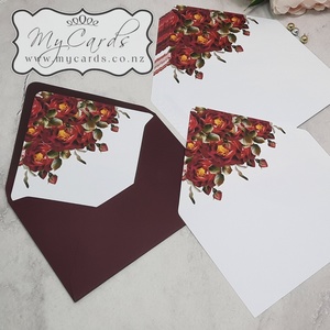 Burgundy Flowers Envelope Liners – 5×7 – (Pack of 25) MILTON