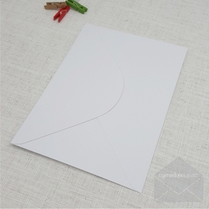 White C5 Envelopes Diamond Flap 130gsm END OF LINE