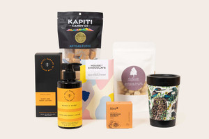 Products: Island Delights Gift Box