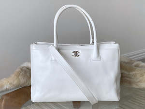 Bags: Chanel Pearl White Grained Calfskin Large Cerf Tote