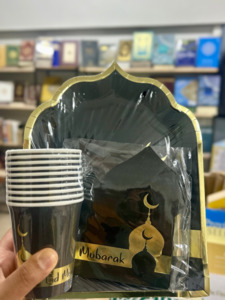 Ramadan Eid Al Fitr: Eid Black & Gold Masjid Tableware Set – Plates, Cups & Napkins