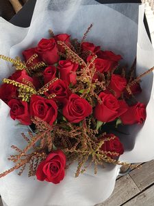 Products: Red Roses – Myrrh & Co Florist Mt Maunganui