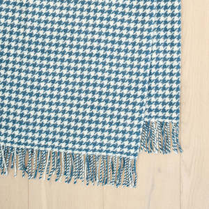 Weave Throws: Huxter Wool Throw - Petrol
