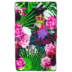 Luxury Towels: King Parrot Spa Towel - Victoria Jane