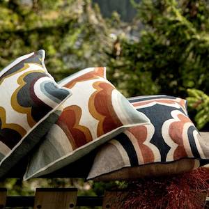 Marguerite Cushion - Elitis