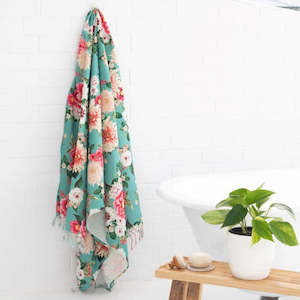 Luxury Towels: Fleur Turkish Towel - Aqua