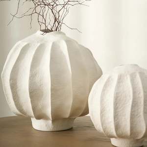 Muri Porcelain Vase