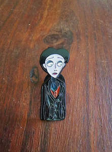 Pins Broach: Victor Bag Pin