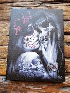 Christmas Gift Ideas: Dead Kiss Canvas - Spiral Direct