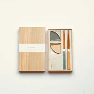 Peacock & Beige Chopstick Gift Box