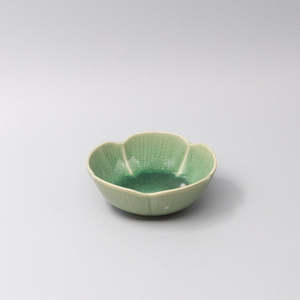 Sauce Dishes: Amane Emerald Large Sauce Dish