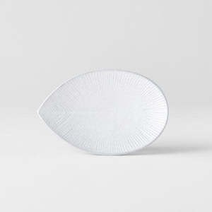 Snow Leaf Small Oval Plate