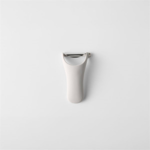 Utensils: Light Grey Frictionless Peeler