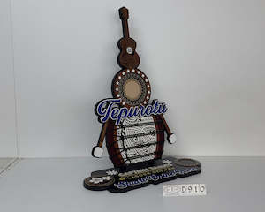 D910 Musical Cook Island Birthday Key